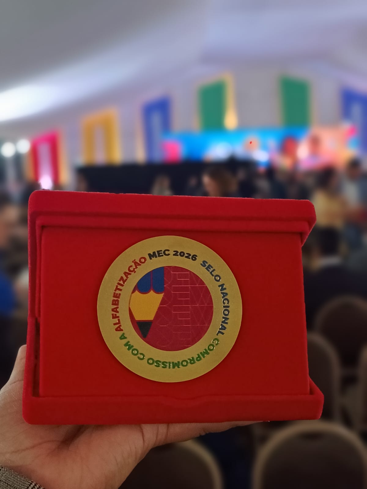 Selo Ouro pelo Compromisso Nacional Criança Alfabetizada